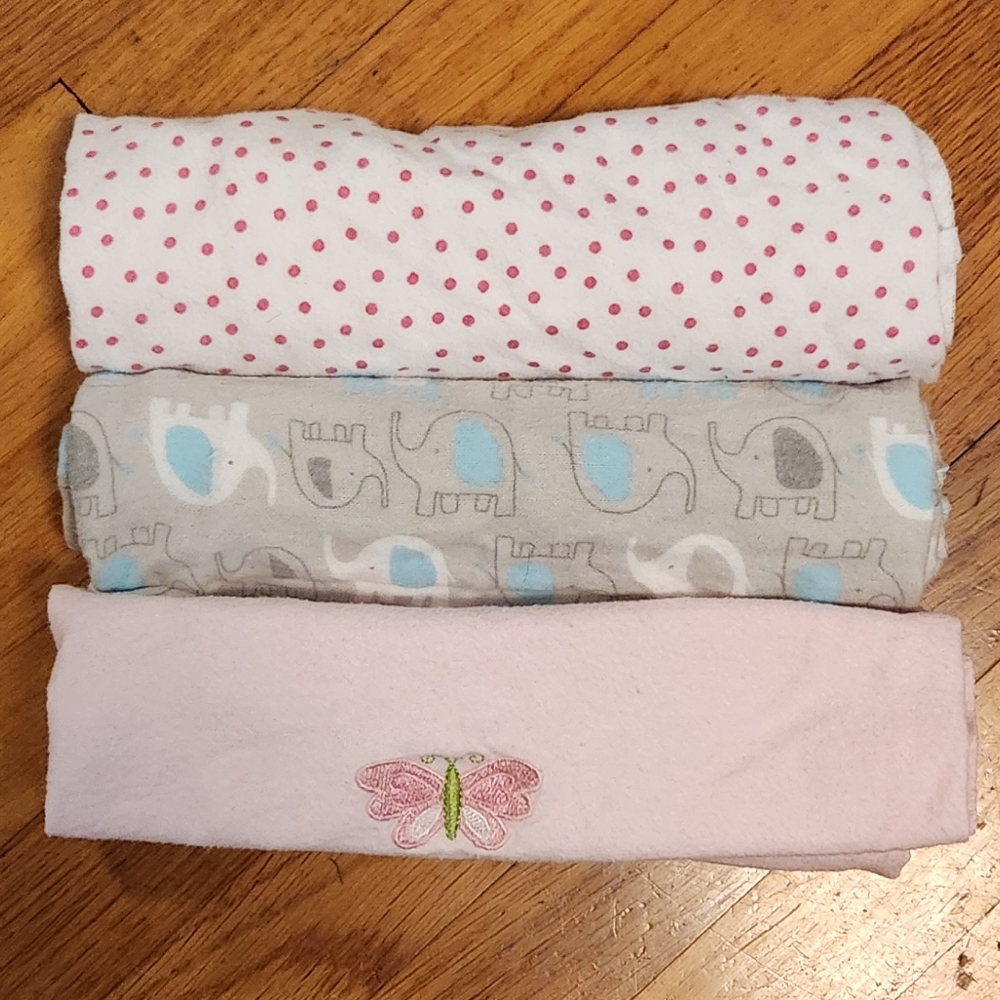 3x felt baby blankets